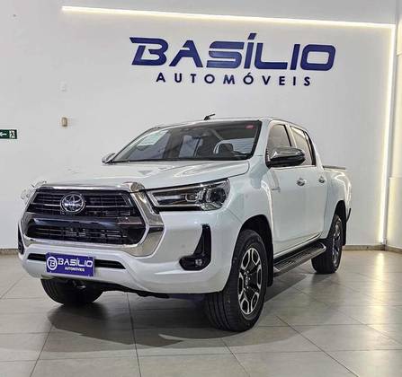 TOYOTA HILUX 2.8 D-4D TURBO DIESEL CD SRX 4X4 AUTOMÁTICO