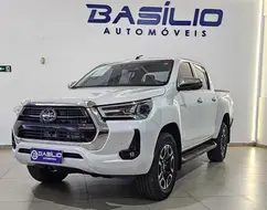 TOYOTA HILUX 2.8 D-4D TURBO DIESEL CD SRX 4X4 AUTOMÁTICO TOYOTA HILUX 2.8 D-4D TURBO DIESEL CD SRX 4X4 AUTOMÁTICO