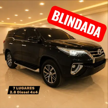 TOYOTA HILUX SW4 2.8 SRX 4X4 7 LUGARES 16V TURBO INTERCOOLER DIESEL 4P AUTOMÁTICO
