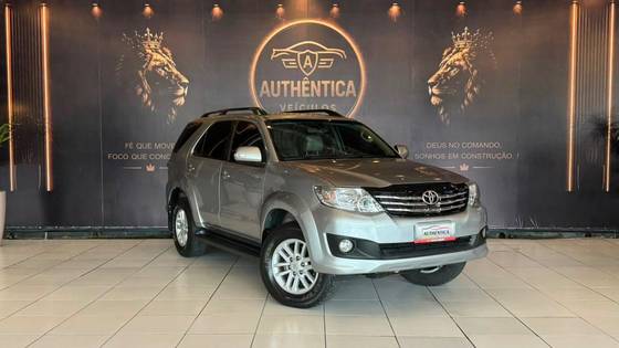 TOYOTA HILUX SW4 2.7 SR 4X2 16V FLEX 4P AUTOMÁTICO
