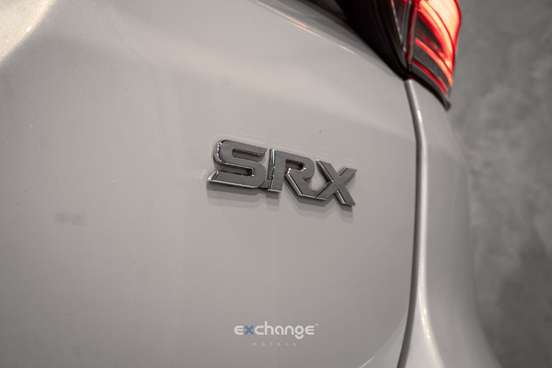 TOYOTA-HILUX SW4-2023