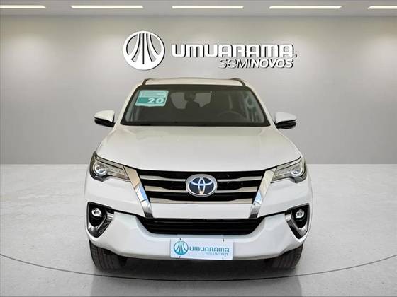 TOYOTA HILUX SW4 2.8 SRX 4X4 7 LUGARES 16V TURBO INTERCOOLER DIESEL 4P AUTOMÁTICO