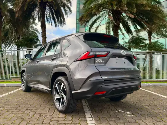 TOYOTA-YARIS CROSS-2026