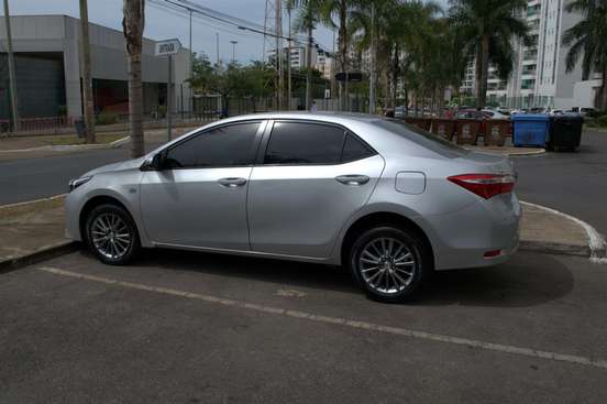 TOYOTA-COROLLA-2015