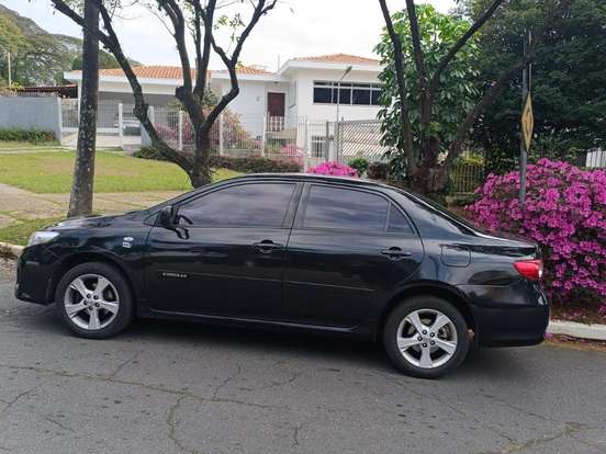 TOYOTA-COROLLA-1.8 GLI 16V FLEX 4P MANUAL TOYOTA-COROLLA-2013