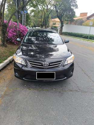 TOYOTA-COROLLA-2013