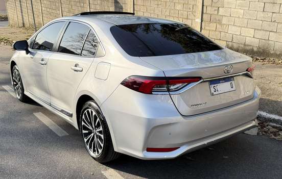 TOYOTA-COROLLA-2024