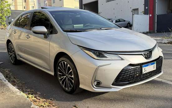 TOYOTA-COROLLA-2024