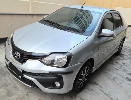 TOYOTA-ETIOS-2018