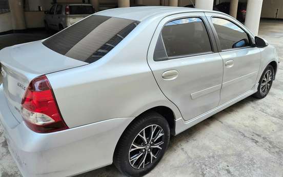 TOYOTA-ETIOS-2018