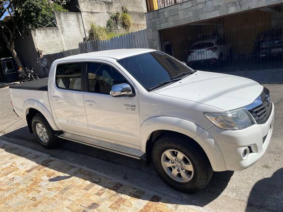 TOYOTA HILUX 2.7 SRV 4X2 CD 16V FLEX 4P AUTOMÁTICO