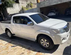 TOYOTA HILUX 2.7 SRV 4X2 CD 16V FLEX 4P AUTOMÁTICO TOYOTA HILUX 2.7 SRV 4X2 CD 16V FLEX 4P AUTOMÁTICO