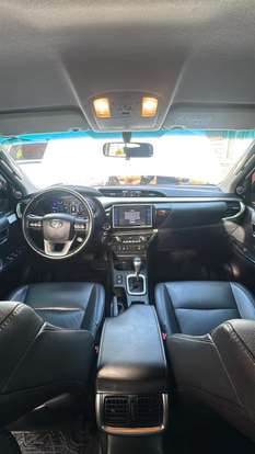 TOYOTA-HILUX-2016