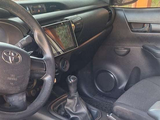 TOYOTA-HILUX-2.8 STD 4X4 CD 16V DIESEL 4P MANUAL TOYOTA-HILUX-2017