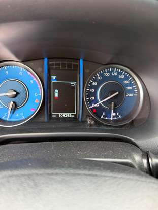 TOYOTA-HILUX SW4-2021