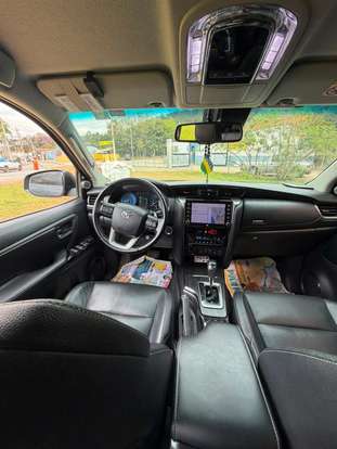 TOYOTA-HILUX SW4-2021