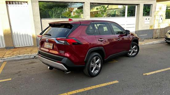 TOYOTA-RAV4-2019