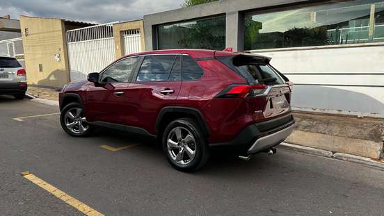 TOYOTA-RAV4-2019