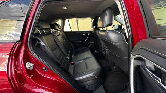 TOYOTA-RAV4-2019