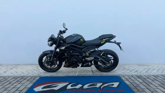 TRIUMPH STREET TRIPLE RS ABS 