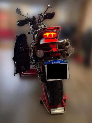 TRIUMPH-SCRAMBLER 1200 XE-2023