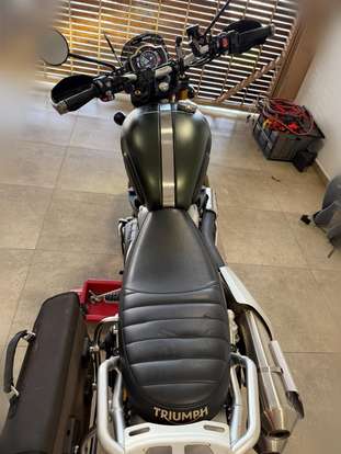 TRIUMPH-SCRAMBLER 1200 XE-2023