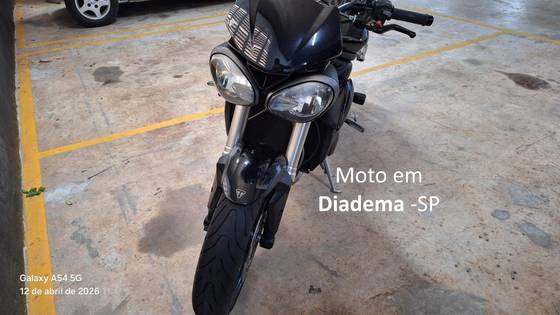 TRIUMPH STREET TRIPLE 765 S 