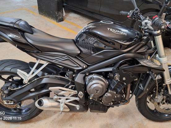 TRIUMPH-STREET TRIPLE 765 S TRIUMPH-STREET TRIPLE 765 S-2018