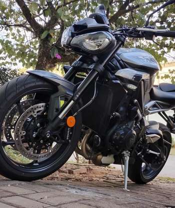 TRIUMPH-STREET TRIPLE R ABS TRIUMPH-STREET TRIPLE R ABS-2023