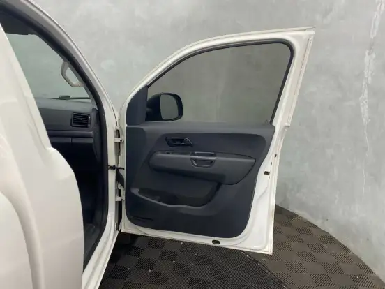 VOLKSWAGEN-AMAROK-2018