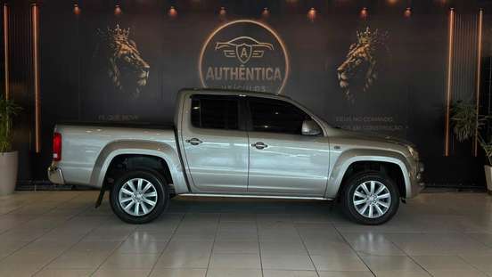 VOLKSWAGEN-AMAROK-2015
