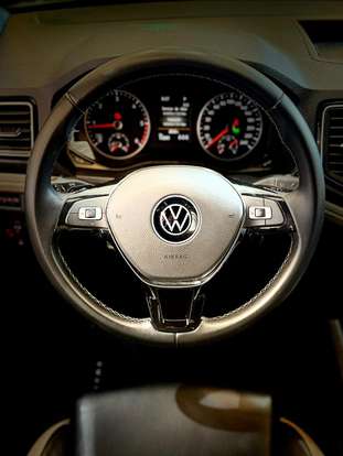 VOLKSWAGEN-AMAROK-2024