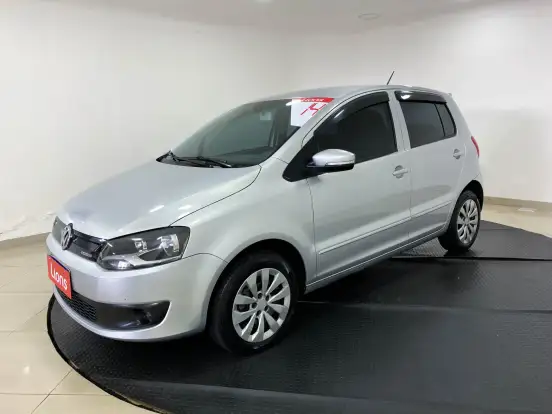 VOLKSWAGEN-FOX-1.0 MI BLUEMOTION 8V FLEX 4P MANUAL VOLKSWAGEN-FOX-2014