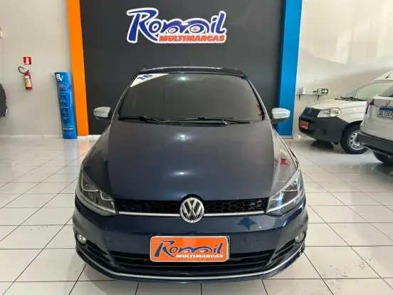 VOLKSWAGEN-FOX-1.6 MI ROCK IN RIO 8V FLEX 4P MANUAL VOLKSWAGEN-FOX-2015