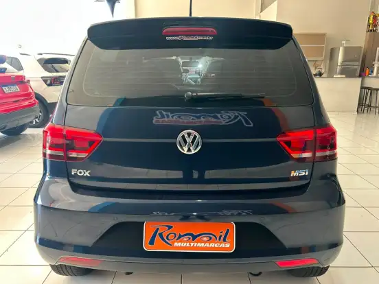 VOLKSWAGEN-FOX-1.6 MI ROCK IN RIO 8V FLEX 4P MANUAL VOLKSWAGEN-FOX-2015