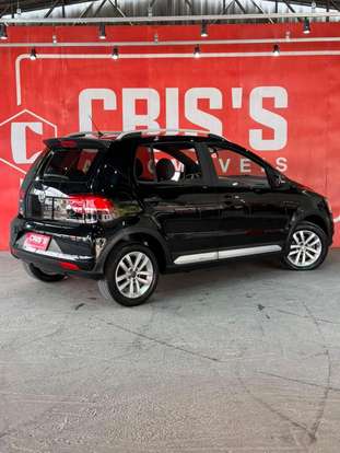 VOLKSWAGEN-FOX-2016