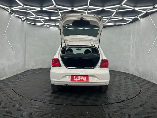VOLKSWAGEN-GOL-2022