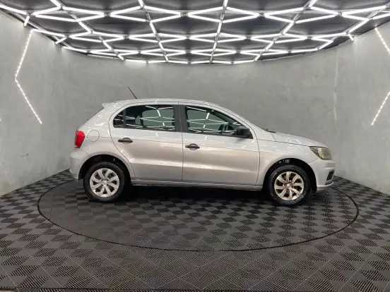 VOLKSWAGEN-GOL-2021