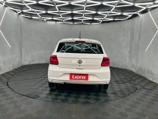 VOLKSWAGEN-GOL-2023