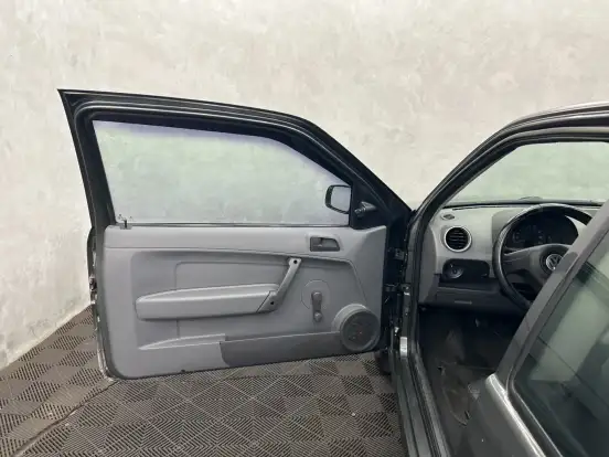 VOLKSWAGEN-GOL-2012
