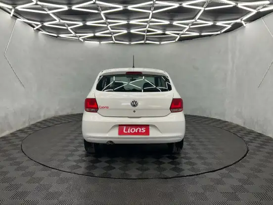 VOLKSWAGEN-GOL-2015