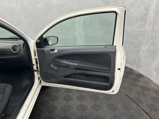 VOLKSWAGEN-GOL-2015