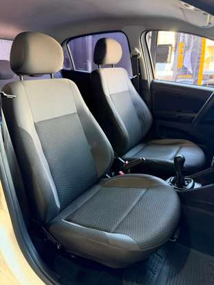 VOLKSWAGEN-GOL-2021