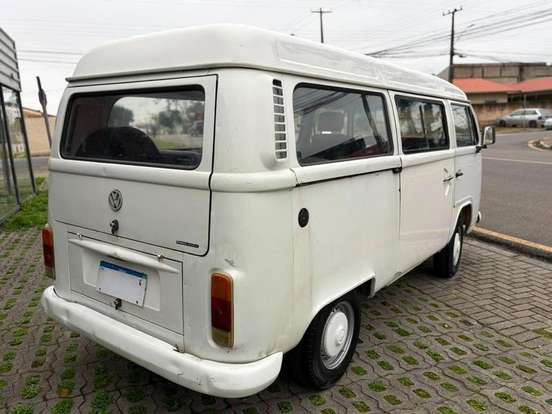 VOLKSWAGEN-KOMBI-1.4 MI STD 8V FLEX 4P MANUAL VOLKSWAGEN-KOMBI-2007