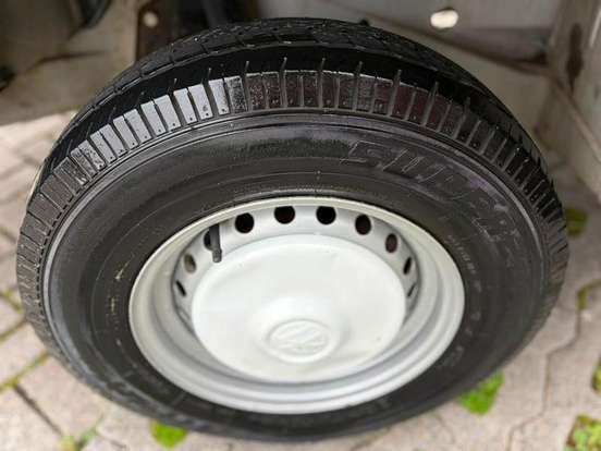 VOLKSWAGEN-KOMBI-2007