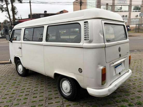 VOLKSWAGEN-KOMBI-1.4 MI STD 8V FLEX 4P MANUAL VOLKSWAGEN-KOMBI-2007