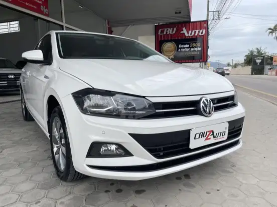 VOLKSWAGEN-POLO-2019