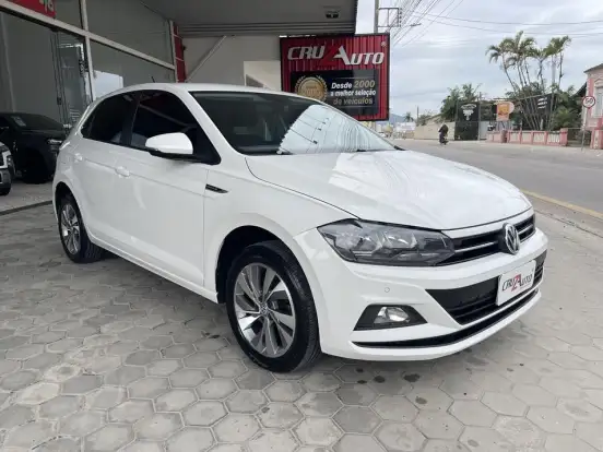 VOLKSWAGEN-POLO-2019
