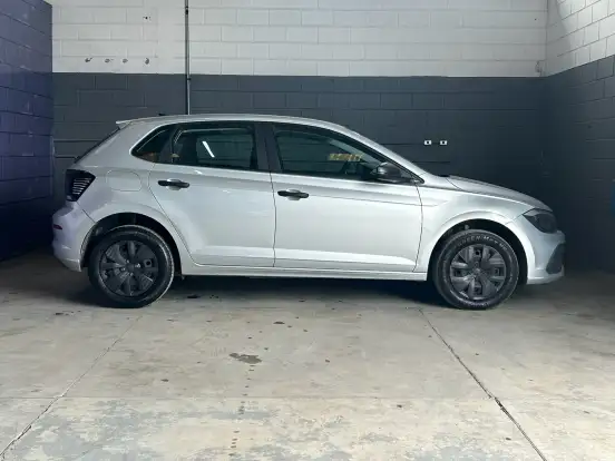 VOLKSWAGEN-POLO-2025