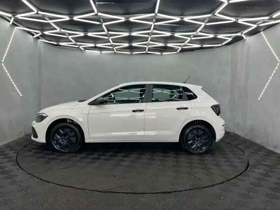 VOLKSWAGEN-POLO-2025